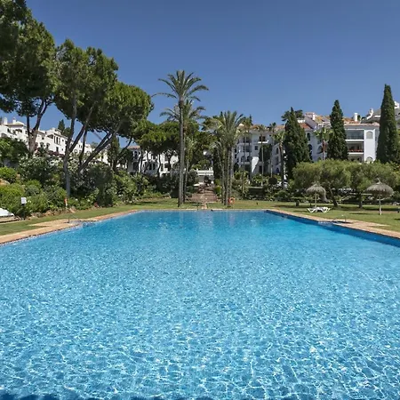 Apartman Senorio De Marbella - 3 Bedroom Penthouse By Finest Rentals *
