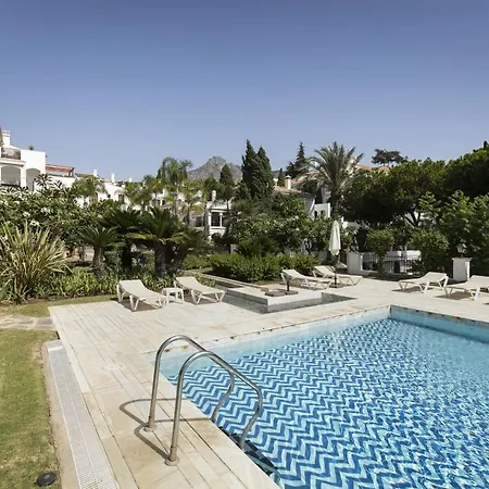 Senorio De Marbella - 3 Bedroom Penthouse By Finest Rentals *