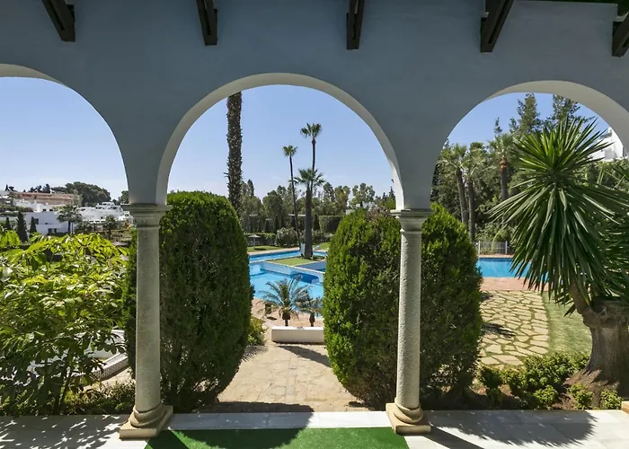 Apartment Senorio De - 3 Bedroom Penthouse By Finest