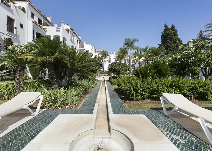 Apartment Senorio De - 3 Bedroom Penthouse By Finest