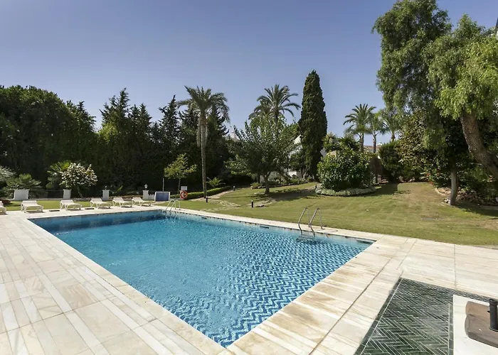 Apartment Senorio De - 3 Bedroom Penthouse By Finest