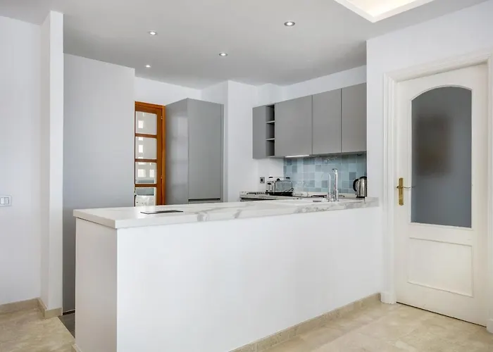 Senorio De - 3 Bedroom Penthouse By Finest Apartment Marbella