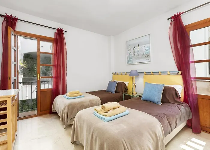 Senorio De - 3 Bedroom Penthouse By Finest